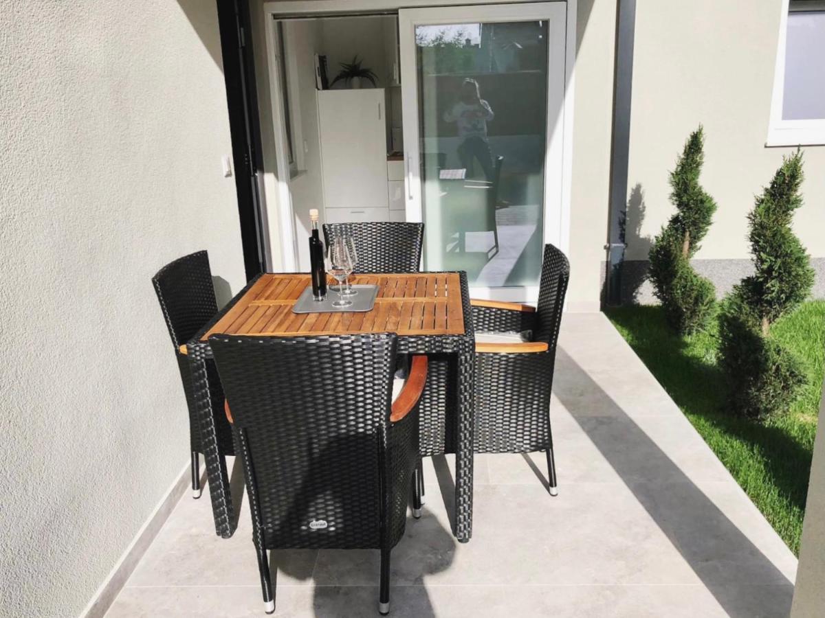Villa Franko Baška Voda Zewnętrze zdjęcie